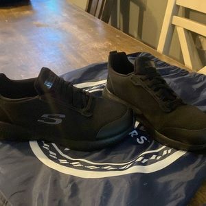 Sketchers work slippers, resistant size 8 in women, US size color, black